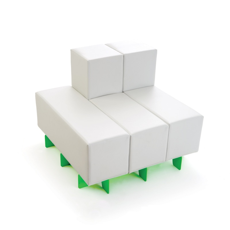Illustration for article titled Oi Modular Sofa Makes me Think of Albino Tetris, Shipping Now